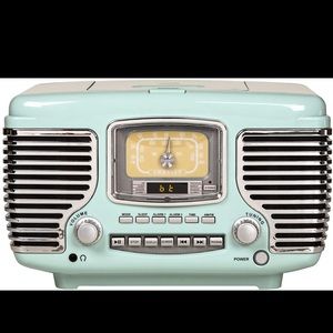 Vintage radio player